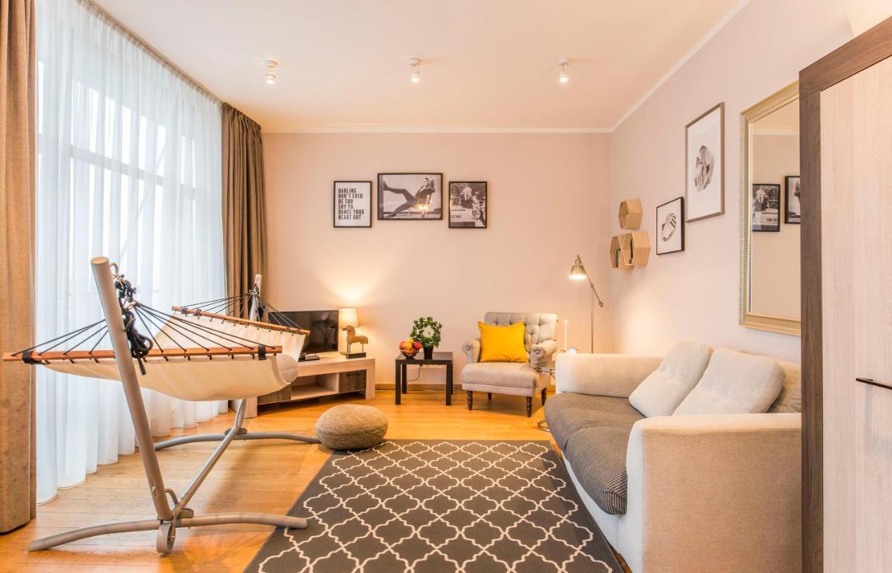 Central 2-Level Penthouse With Terrace And Free Parking Рига Екстериор снимка