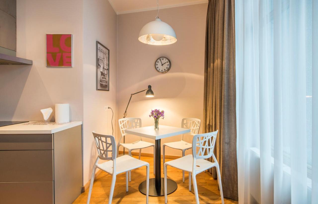 Central 2-Level Penthouse With Terrace And Free Parking Рига Екстериор снимка