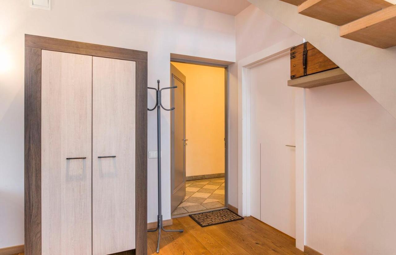 Central 2-Level Penthouse With Terrace And Free Parking Рига Екстериор снимка